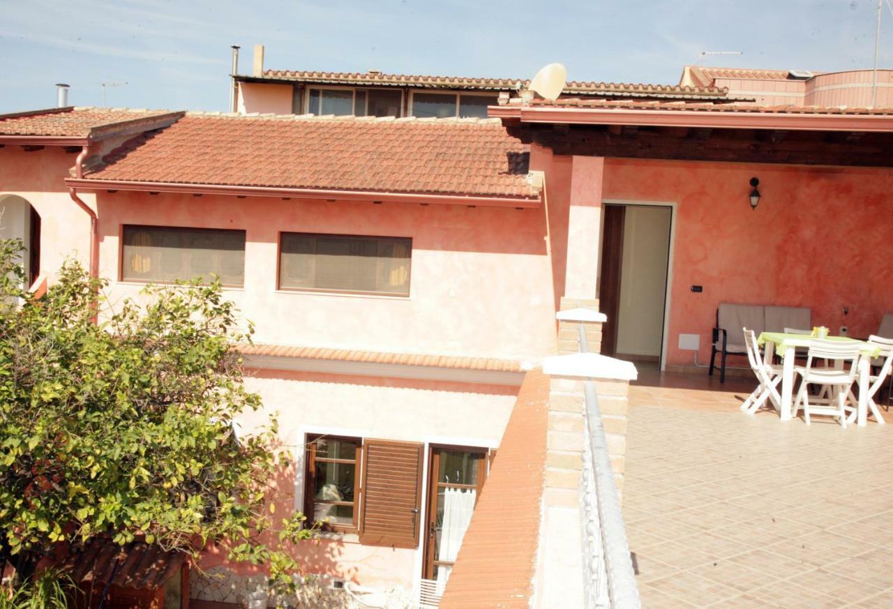 L'Isola Felice Apartment Monserrato Exterior foto
